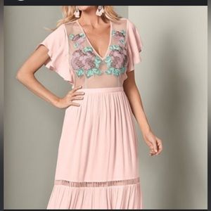 NWOT Venus gorgeous embroidered dress